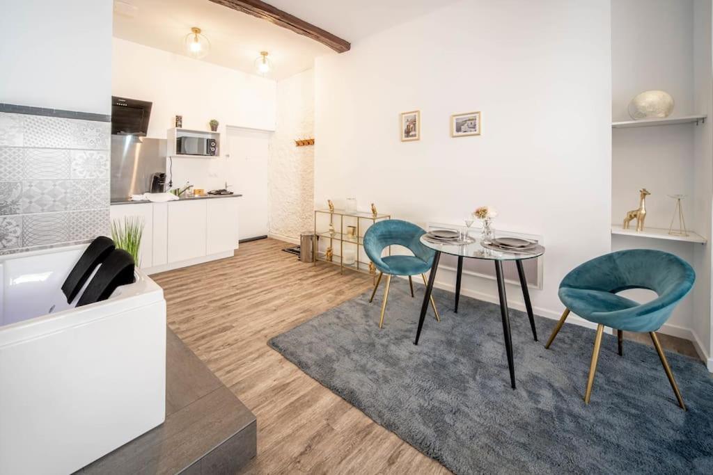 Le Nid D'amour Eternel Apartment *