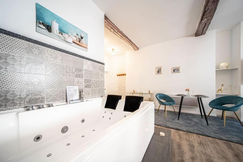 Apartment Le Nid D'amour Eternel